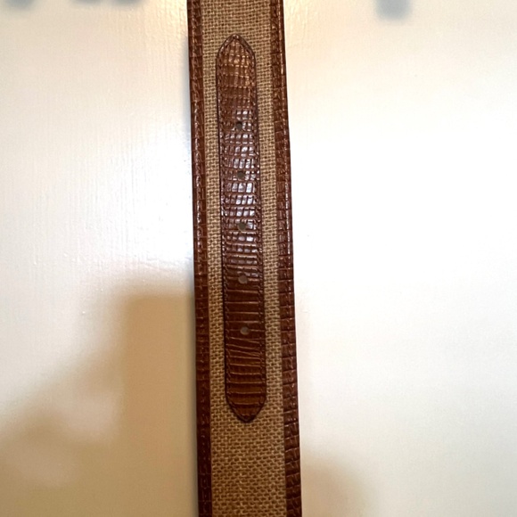 Banana Republic Size Medium Leather belt - Picture 2 of 6